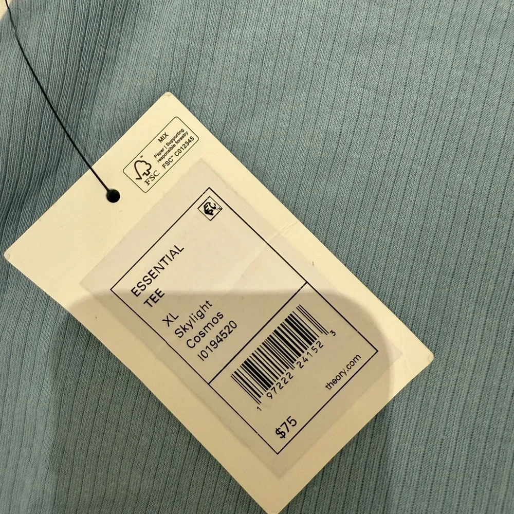 Theory Essential Tee - Picture 2 of 3